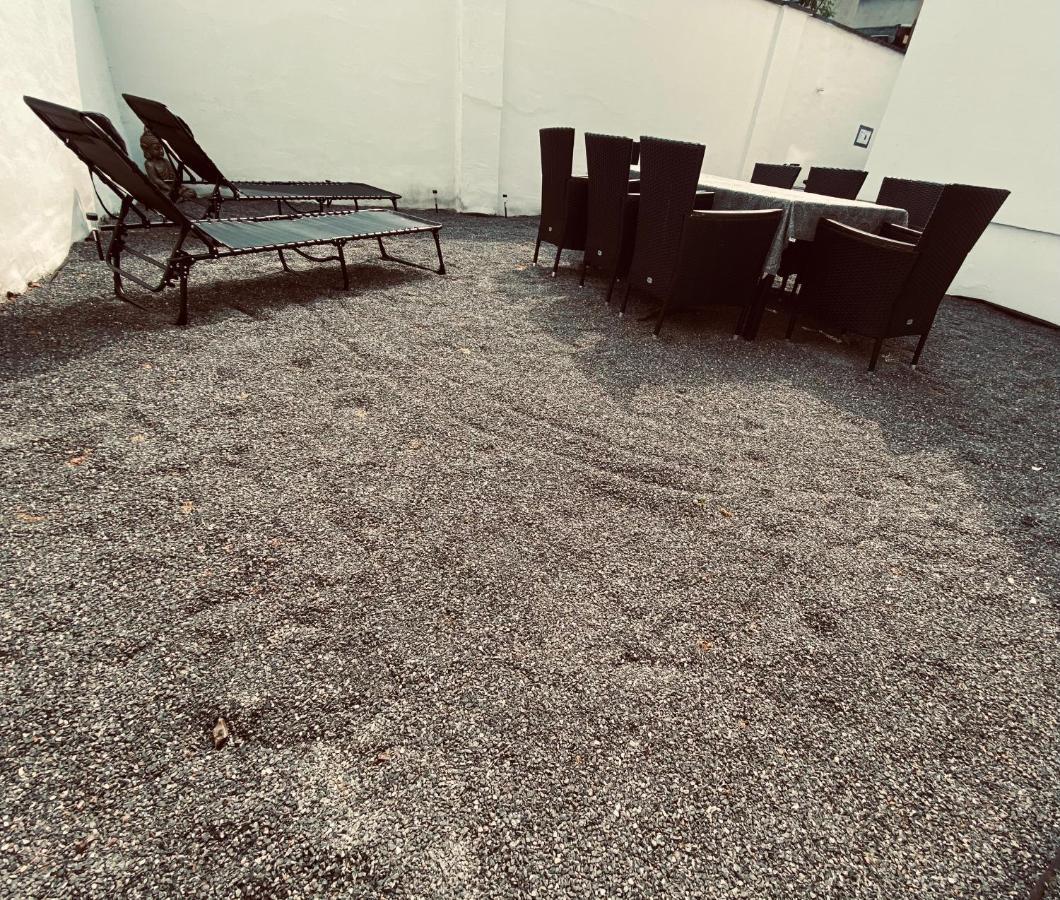 Traumhaftes 1-Zi Apartment Mit Gartennutzung Naehe Krefeld Hbf Exterior photo